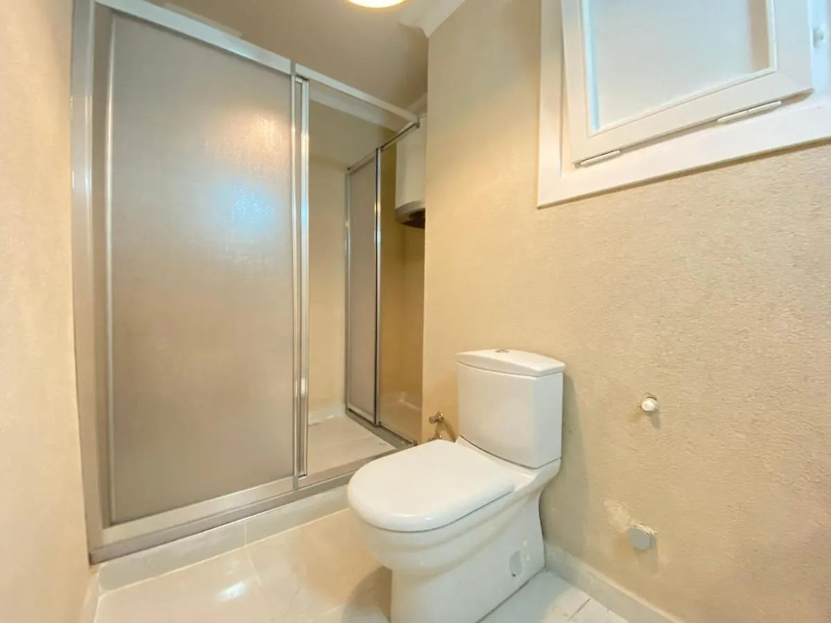 Chic Flat Near Shopping Malls In Sisli Apartment Istanbul